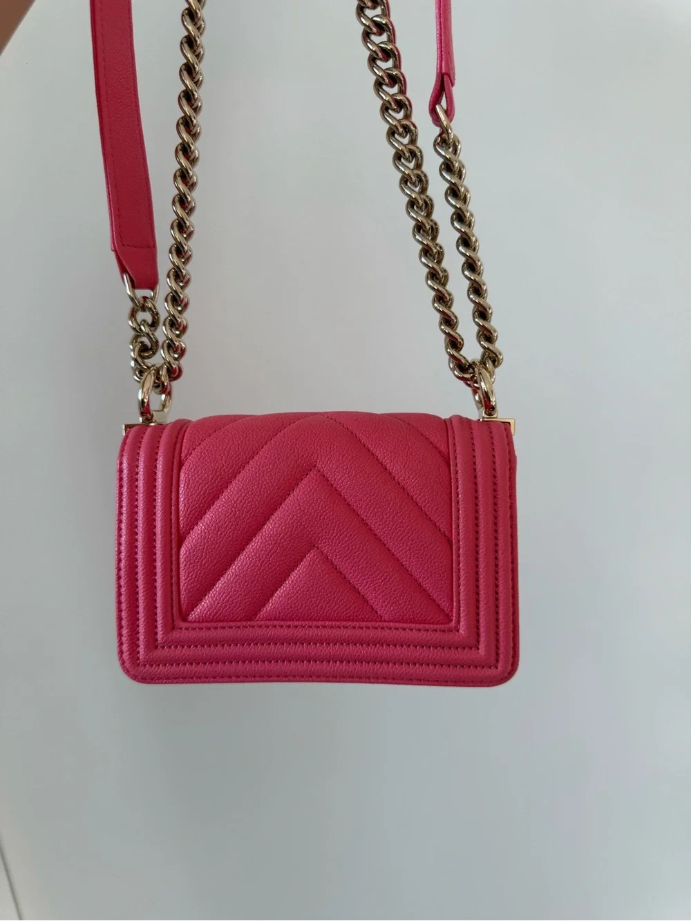 CHANEL RARE Mini Boy Bag Pink Quilted Chevron Boy Crossbody with Gold Hardwarde
